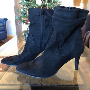 New! Unisa suede ankle boots